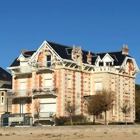 Joli - 1ere Ligne- Front De * Royan