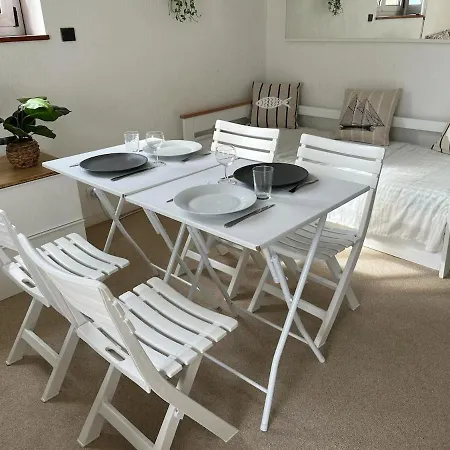 Joli - 1ere Ligne- Front De *